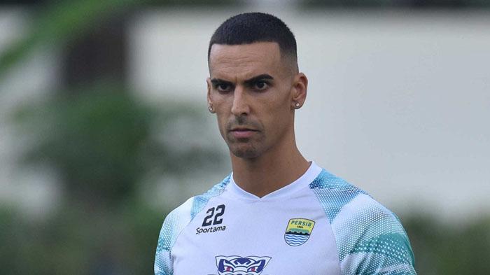 pemain-asing-persib-bandung-asal-spanyol-alberto-rodriguez.jpg