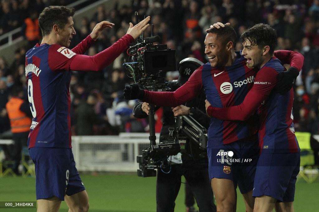 3 Poin 2 Tumbang, Harga Mahal Kemenangan Barca atas Atletico Bernama Pedri dan Olmo