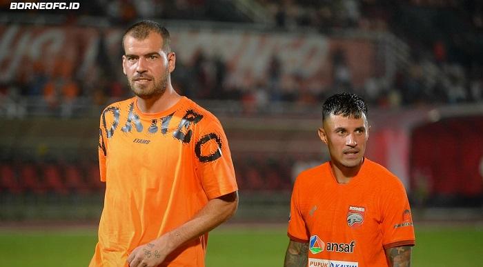 pemain-borneo-fc-wiljan-pluim-dan-stefano-lilipaly-siap-hadapi-putaran-kedua-liga-1.jpg