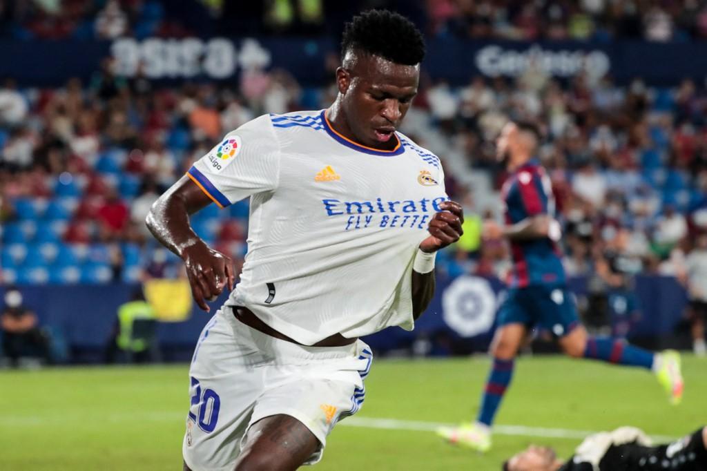pemain-depan-real-madrid-brasil-vinicius-junior.jpg