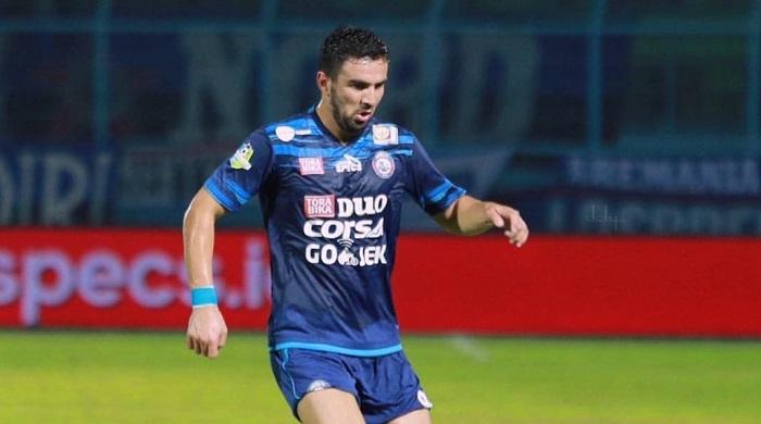 pemain-gelandang-tengah-turkmenistan-ahmet-atayev-eks-arema-fc.jpg