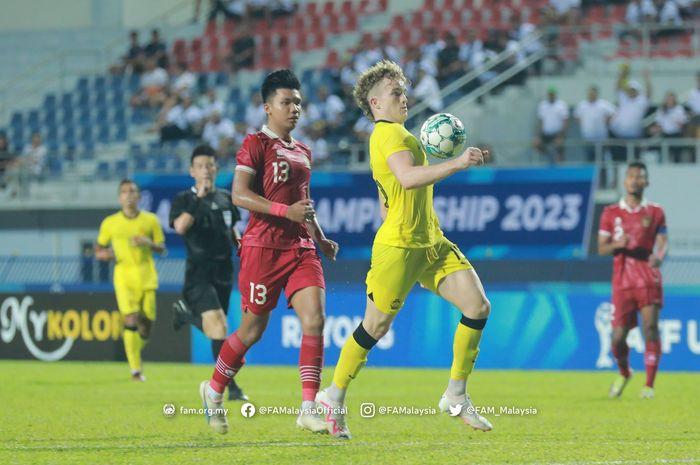 pemain-malaysia-fergus-tierney.jpg