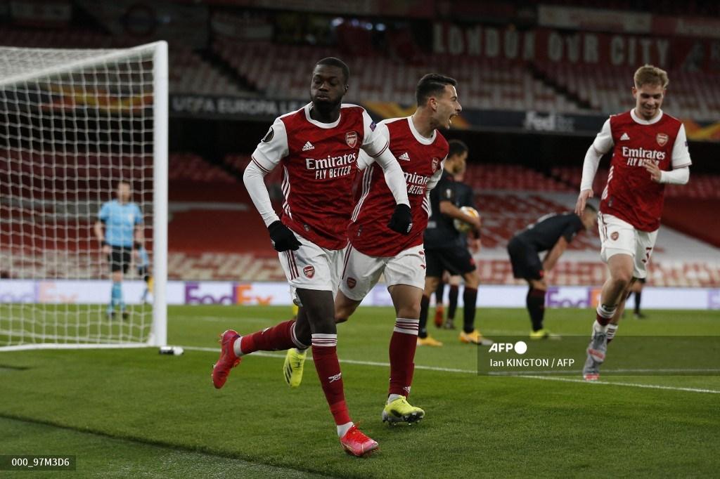 pemain-tengah-arsenal-kelahiran-pantai-gading-nicolas-pepe-kiri-merayakan-gol-pembuka.jpg