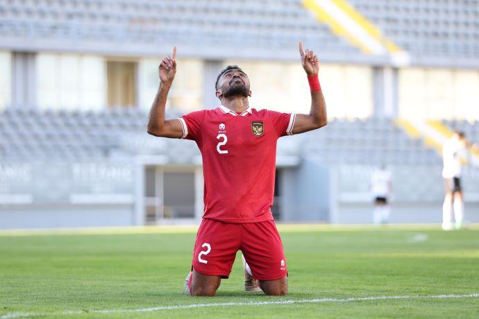 pemain-timnas-indonesia-yakob-sayuri-seusai-mencetak-gol.jpg
