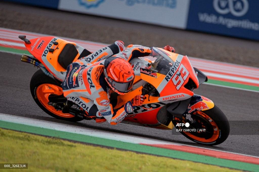 pembalap-spanyol-repsol-honda-team-marc-marquez-bertanding-dalam-sesi-kualifikasi-motogp-mandalika.jpg