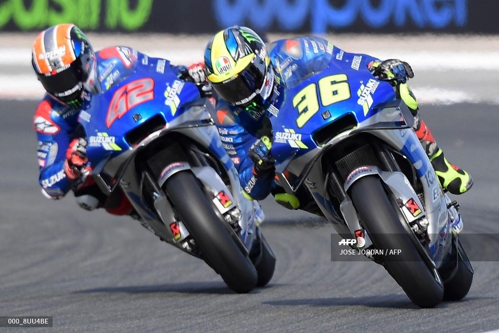pembalap-spanyol-suzuki-ecstar-joan-mir-bersaing-dengan-alex-rins.jpg