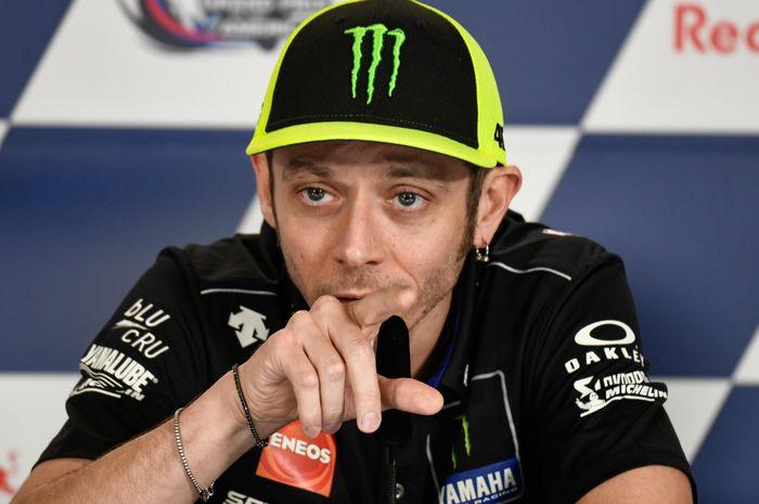 pembalap-tim-monster-energy-yamaha-valentino-rossi.jpg