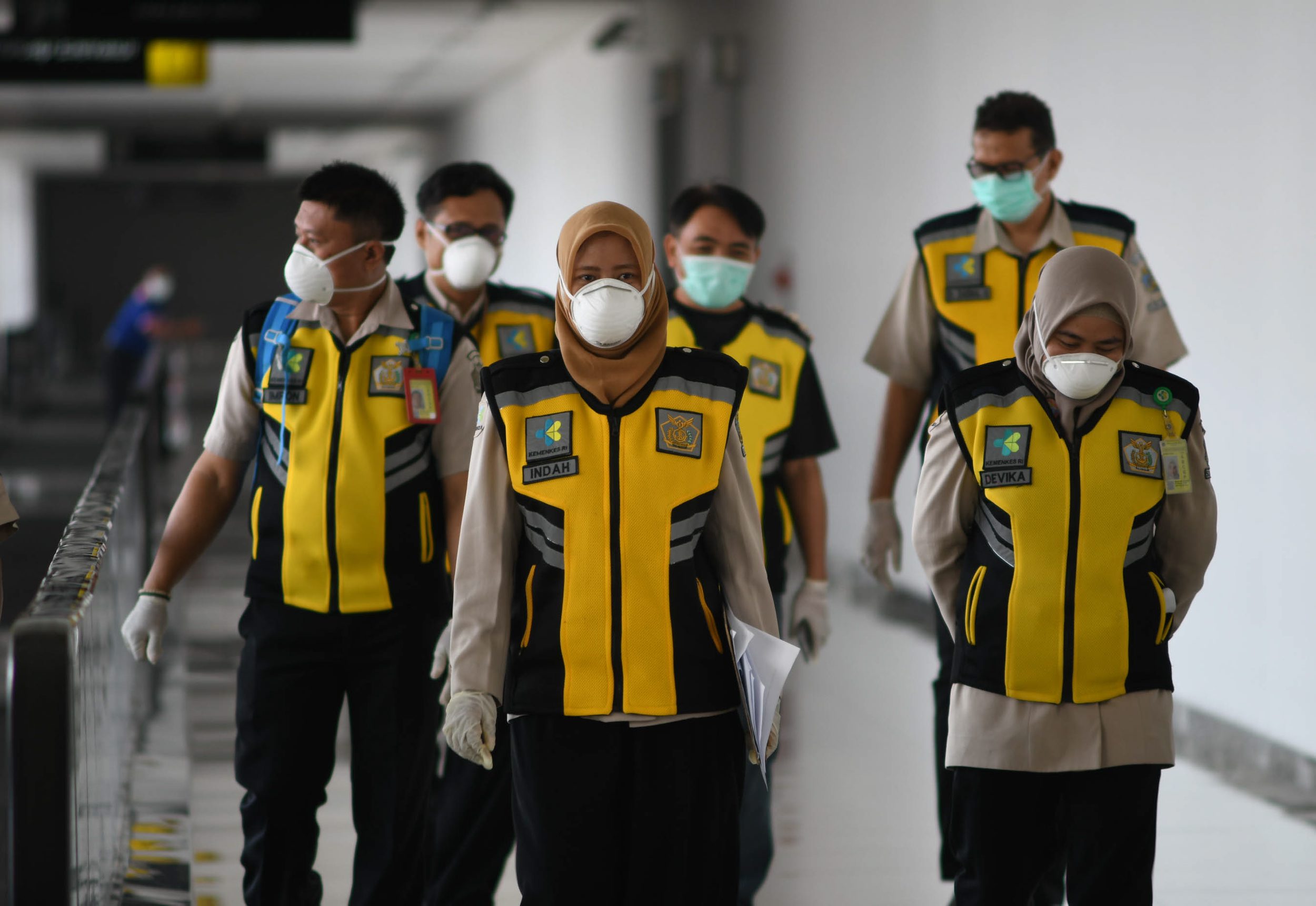 pemeriksaan-virus-corona-penumpang-bandara-juanda-surabaya_20200131_123538.jpg