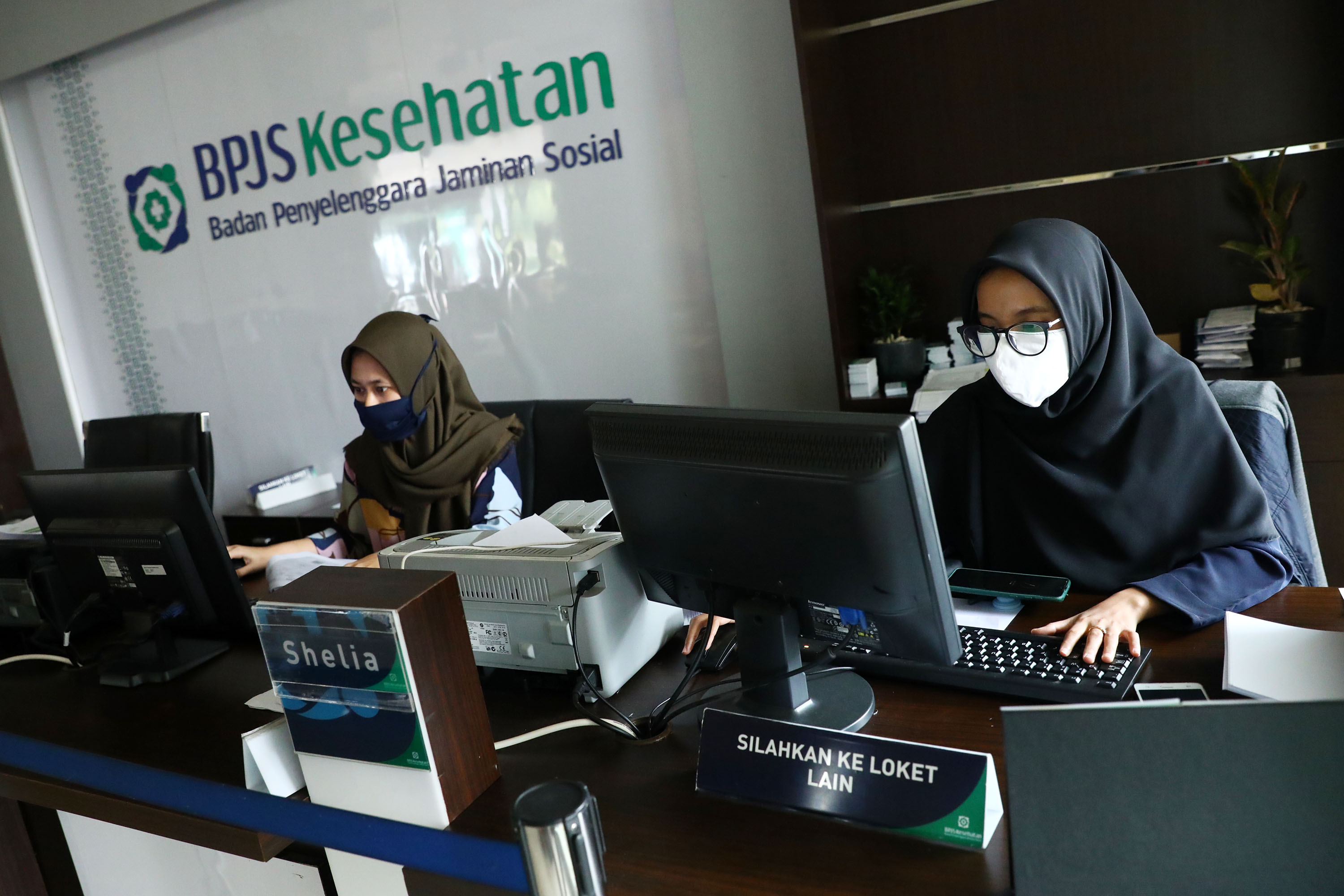 pemerintah-kembali-naikkan-iuran-bpjs-kesehatan_20200513_202510.jpg