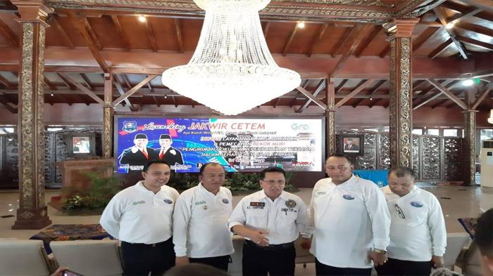 pemerintah-kota-tegal-gandeng-grab-untuk-wujudkan-visi-smart-city.jpg