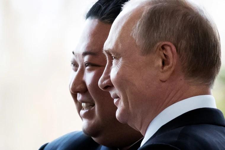 pemimpin-korea-utara-kim-jong-un-saat-bertemu-dengan-presiden-rusia-vladimir-putin.jpg