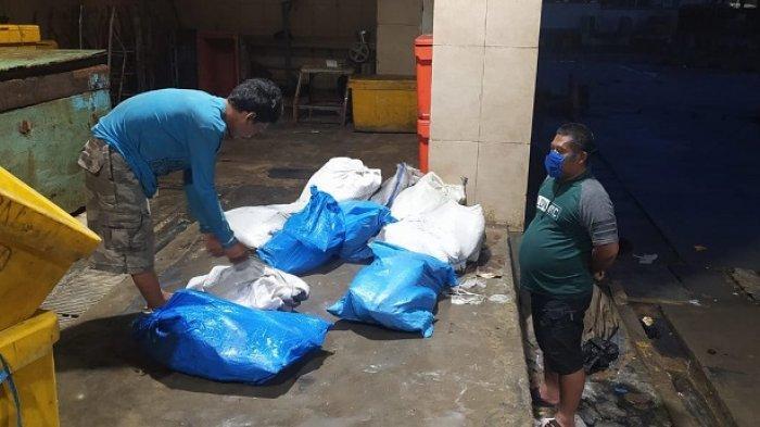 pemuda-curi-ikan.jpg