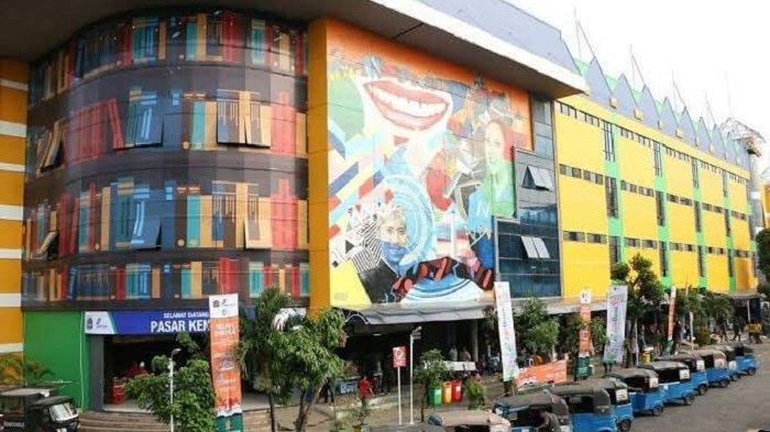 penampakan-buku-pasar-kenari-yang-viral-di-twitter-tempat-berburu-murah-di-jakarta.jpg