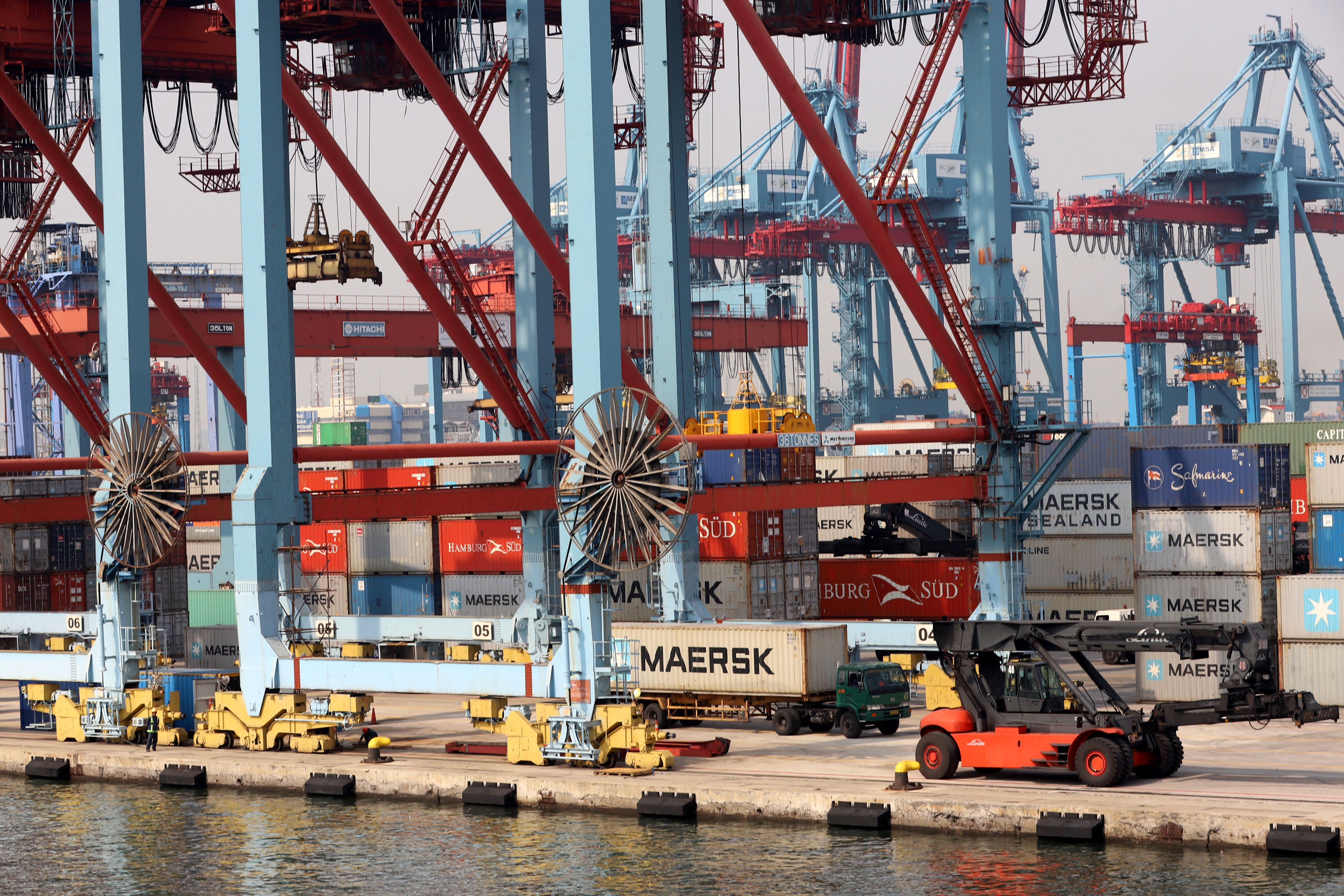 penerapan-sistem-psf-pelabuhan-tanjung-priok_20181107_190444.jpg