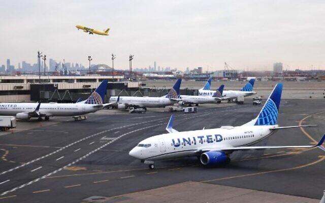 penerbangan-united-airlines-di-amerika-serikat-as-kacau-gara-gara.jpg