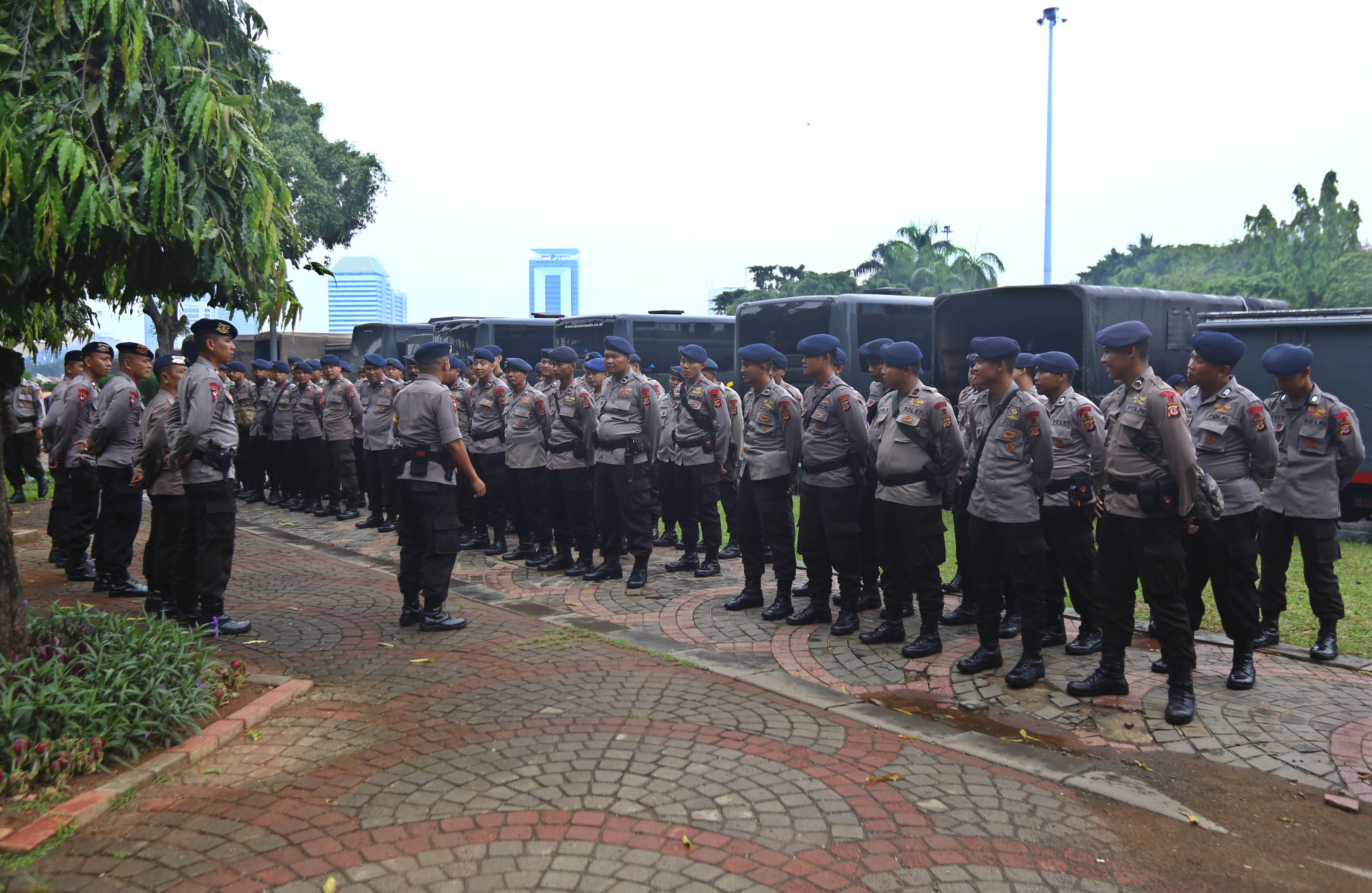 Jelang Pencoblosan, Perbatasan Jakarta Dijaga Ketat Polisi