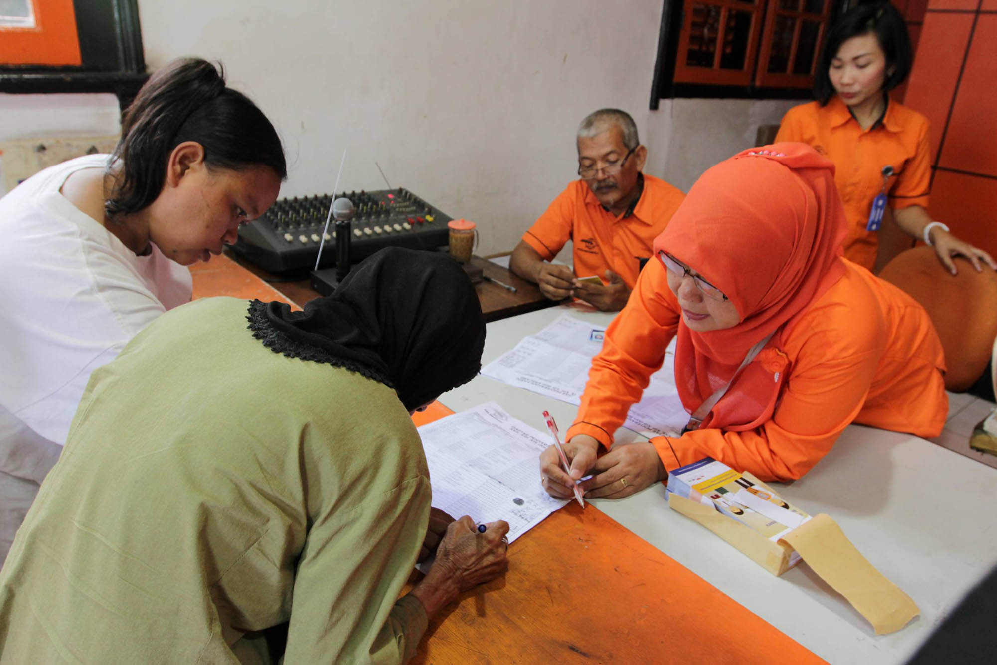pengambilan-dana-psks-kota-semarang_20141202_180313.jpg