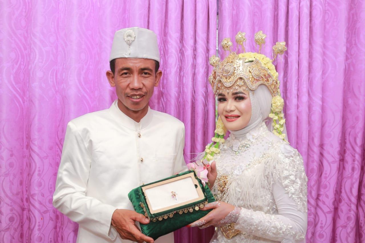 Kediaman Sukiman, Pria yang Viral karena Mirip Jokowi Digeruduk Warga, Kini Dipanggil Presiden