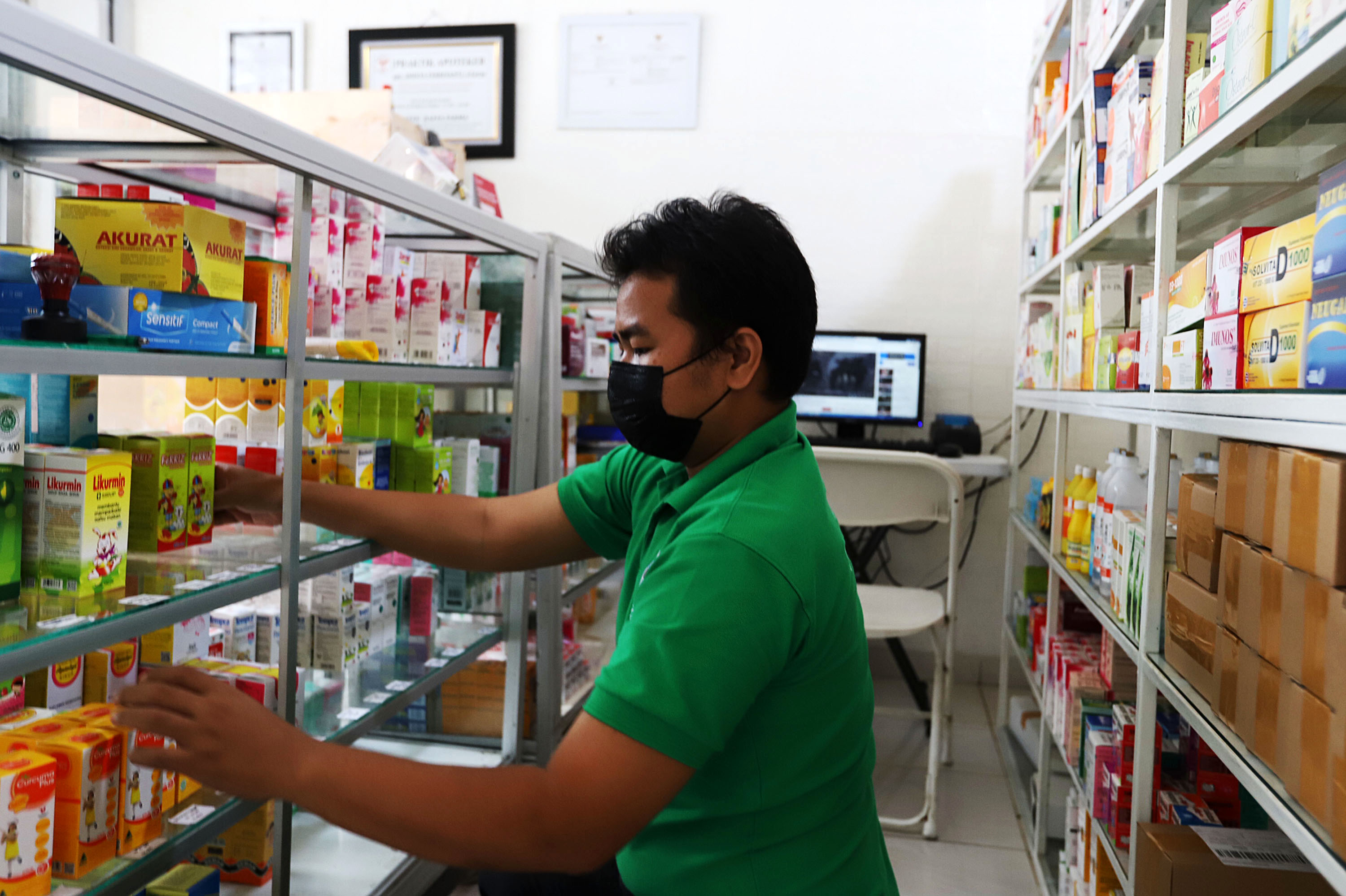 penghentian-sementara-penjualan-obat-sirop_20221021_183903.jpg
