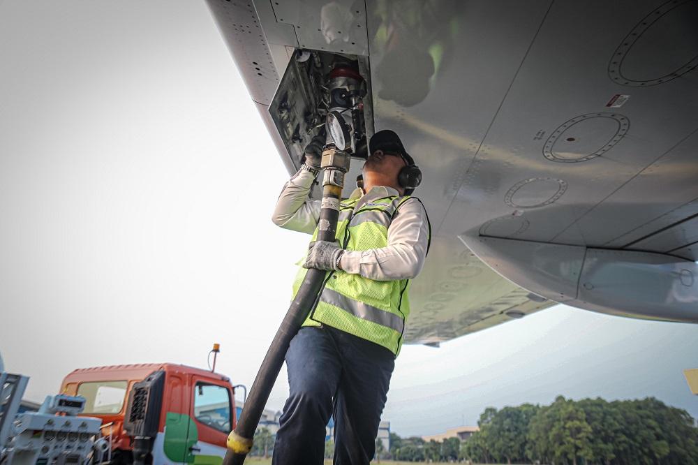 pengisian-bioavtur-garuda-indonesia-sustainable-aviation-fuel-saf.jpg
