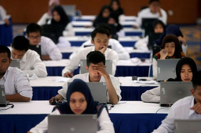 pengumuman-seleksi-administrasi-cpns-2018-telah-dimulai_20181018_095436.jpg
