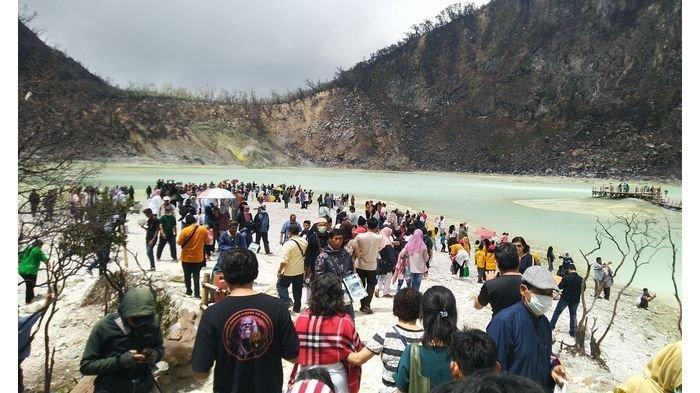 pengunjung-padati-kawah-putih-ciwidey_1.jpg