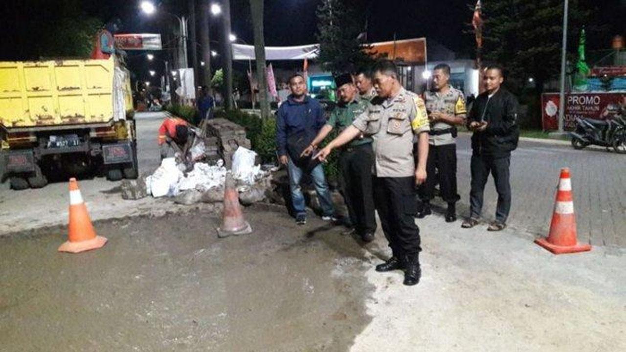 penjelasan-polisi-terkait-video-lumpur-panas-yang-keluar-di-cipondoh.jpg