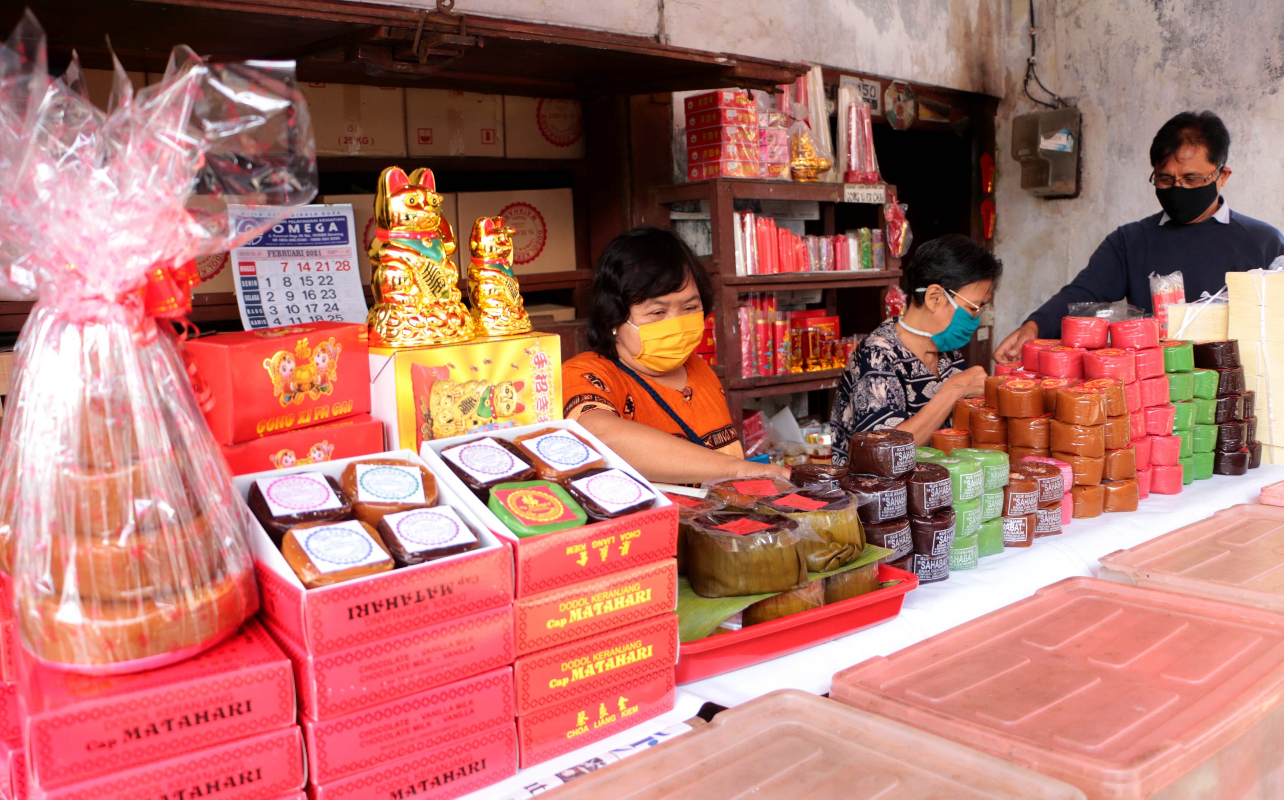 penjualan-kue-keranjang-jelang-tahun-baru-imlek-2572_20210204_181423.jpg