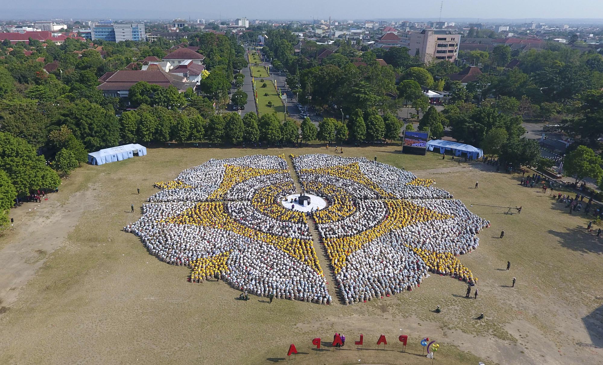 penutupan-ppsmb-ugm_20170813_170703.jpg