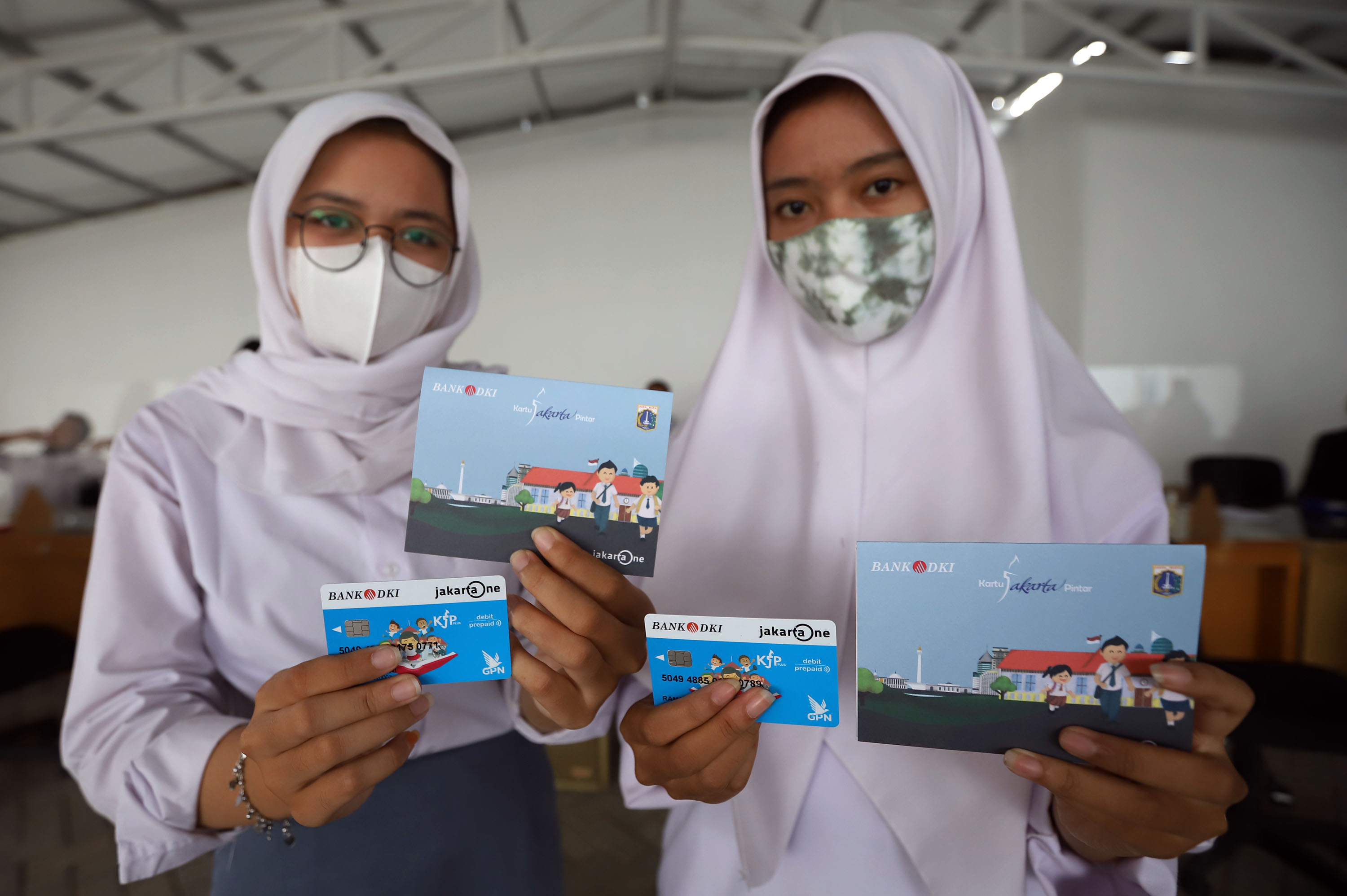 penyaluran-program-kartu-jakarta-pintar_20201124_175945.jpg