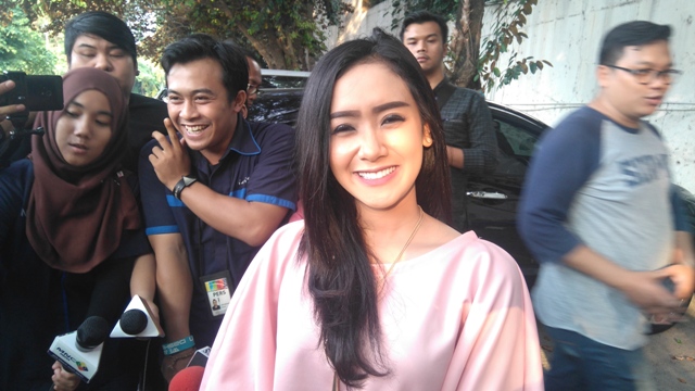 penyanyi-dangdut-cita-citata_20160804_195800.jpg
