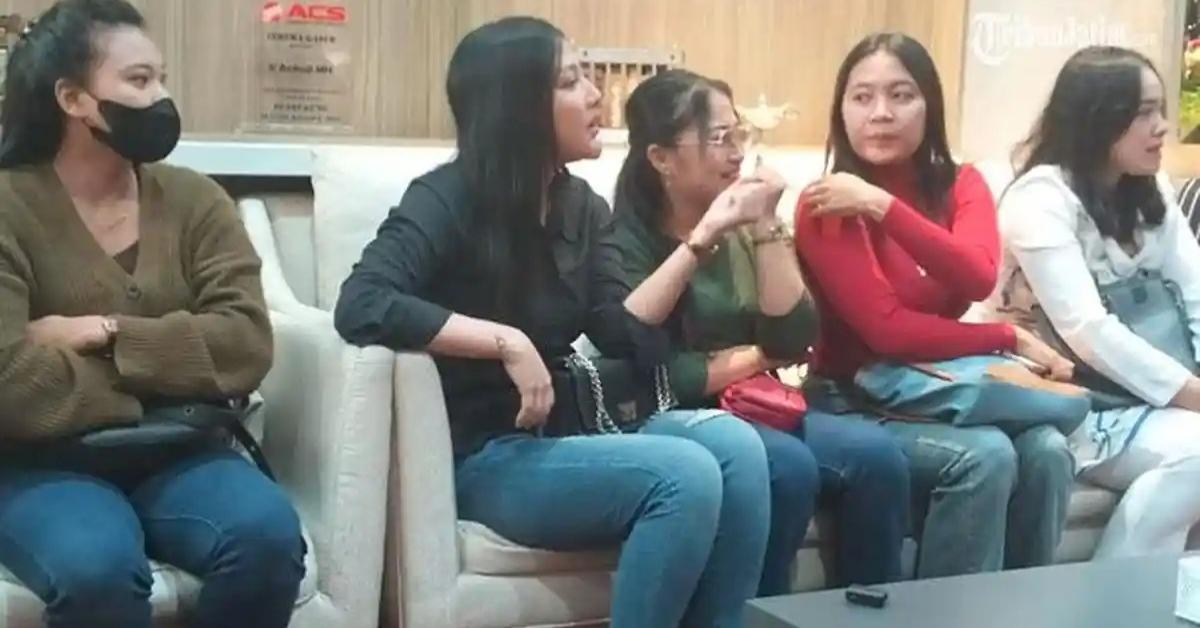 Sosok Novita Amanda, Pedangdut di Surabaya Pelaku Arisan Bodong Rp1,8 M Tipu 84 Orang, Diusir Mertua