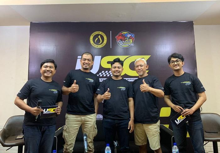 penyelenggara-kompetisi-balap-vespa.jpg