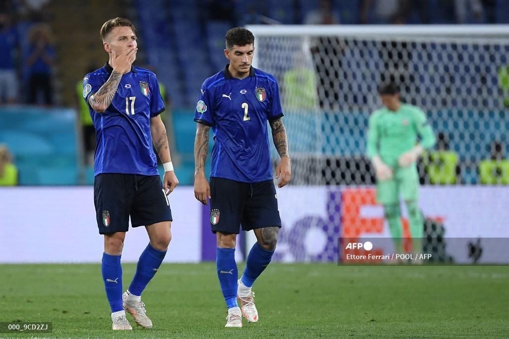penyerang-italia-ciro-immobile-kiri-dan-rekannya-giovanni-di-lorenzo.jpg