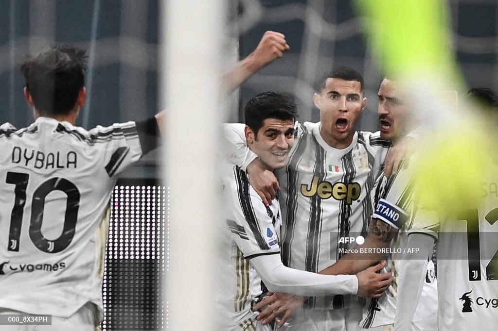 penyerang-juventus-cristiano-ronaldo-melakukan-selebrasi-setelah-mencetak-gol-penalti.jpg