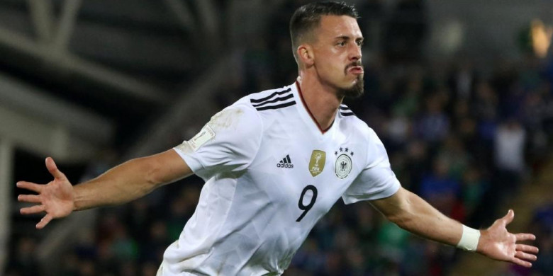 penyerang-timnas-jerman-sandro-wagner_20171012_103458.jpg