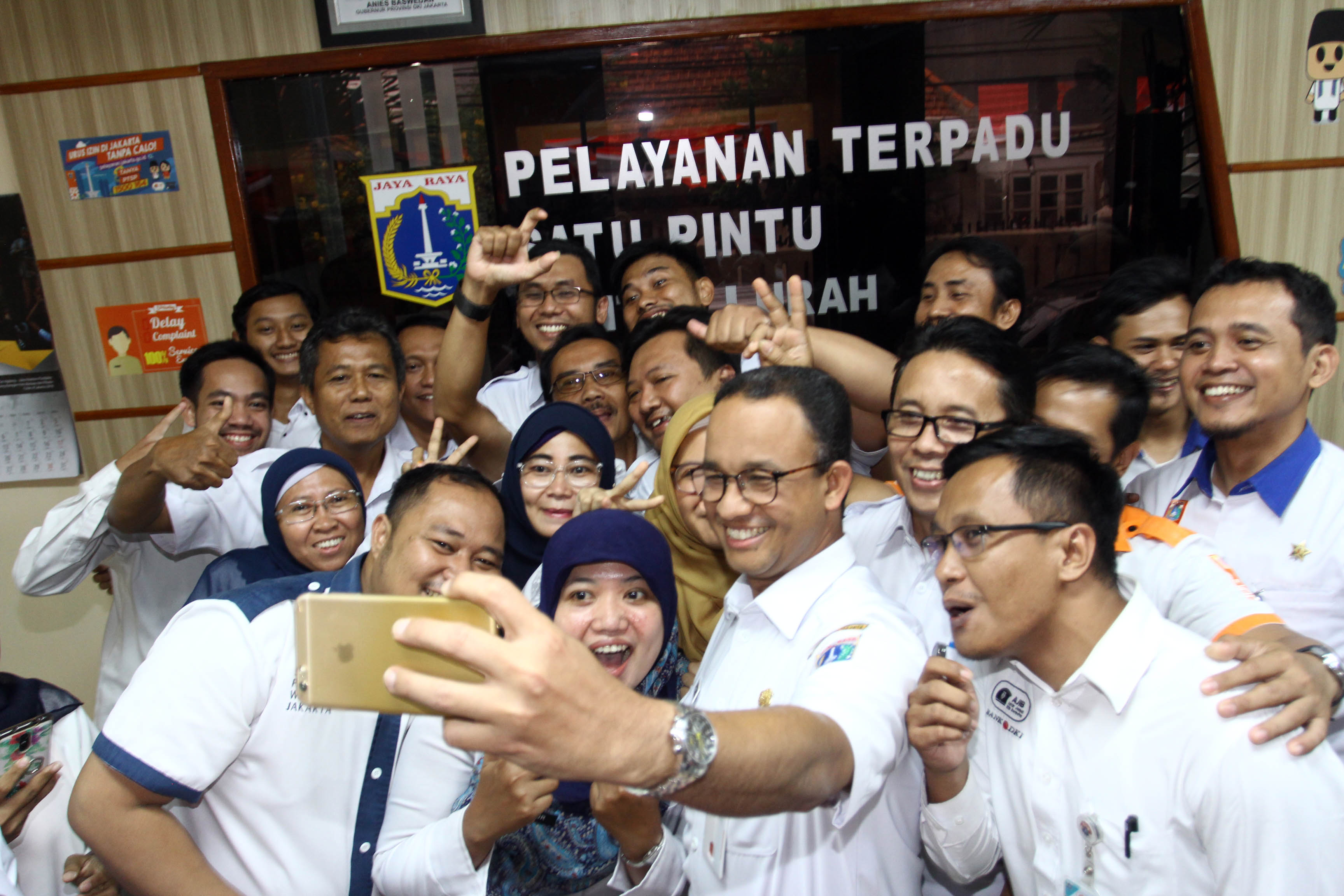peresmian-kantor-kelurahan_20180321_204352.jpg