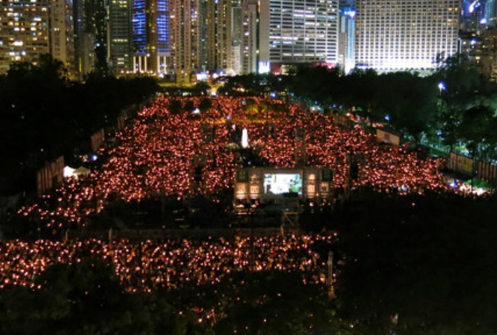peringatan-di-hong-kong.jpg