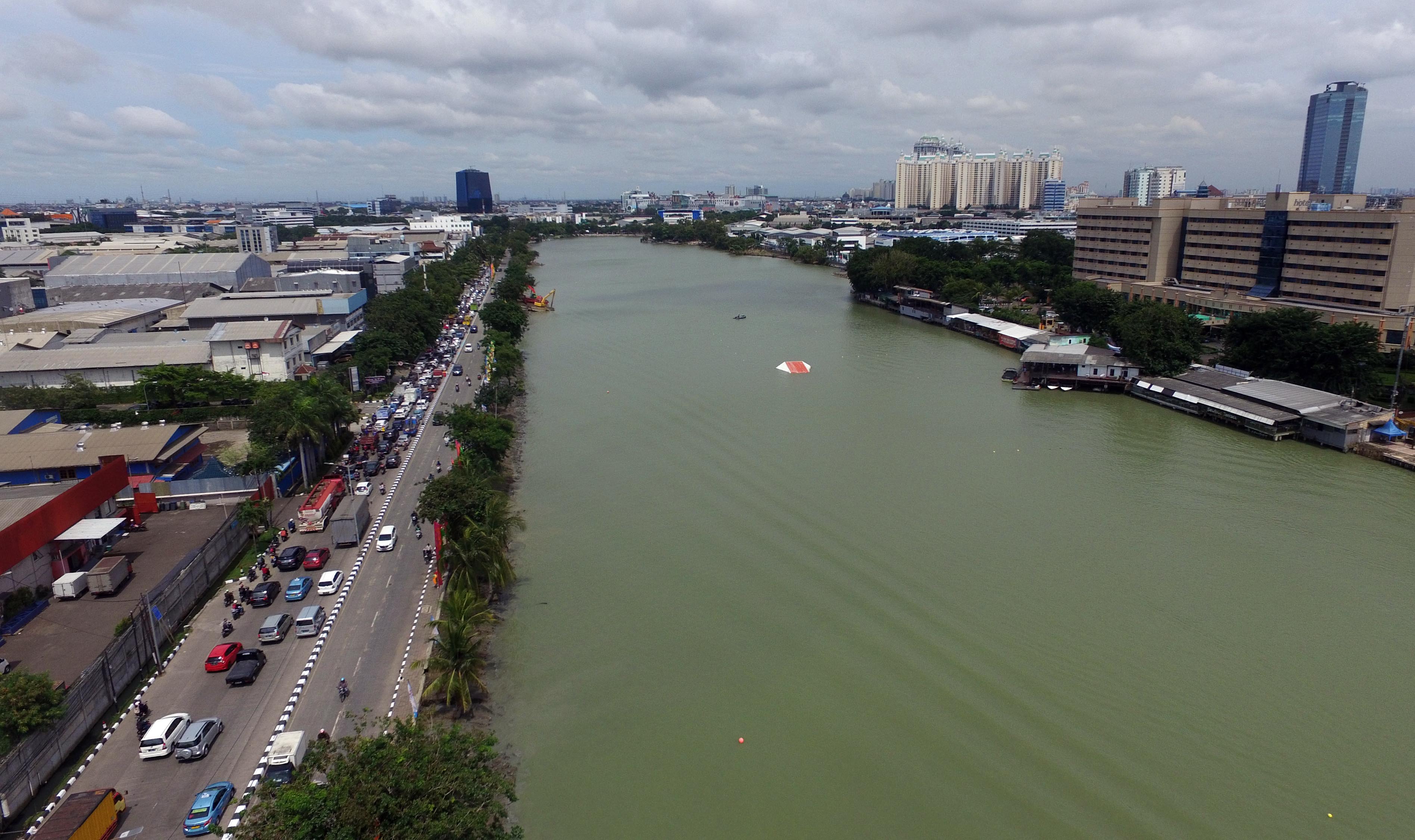 persiapan-jelang-festival-danau-sunter_20180223_192547.jpg