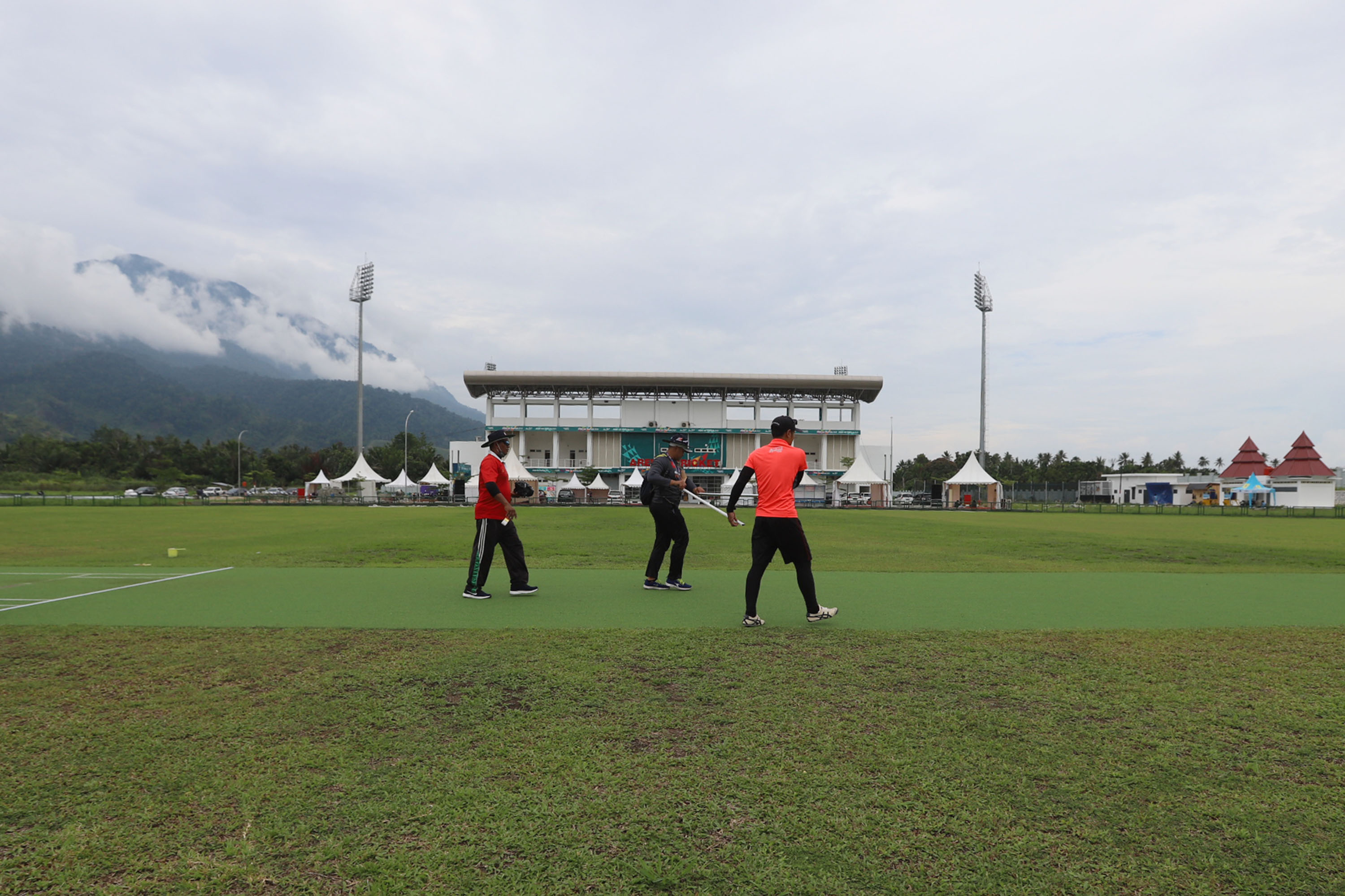 persiapan-venue-cricket-di-pon-xx-papua_20210924_185734.jpg