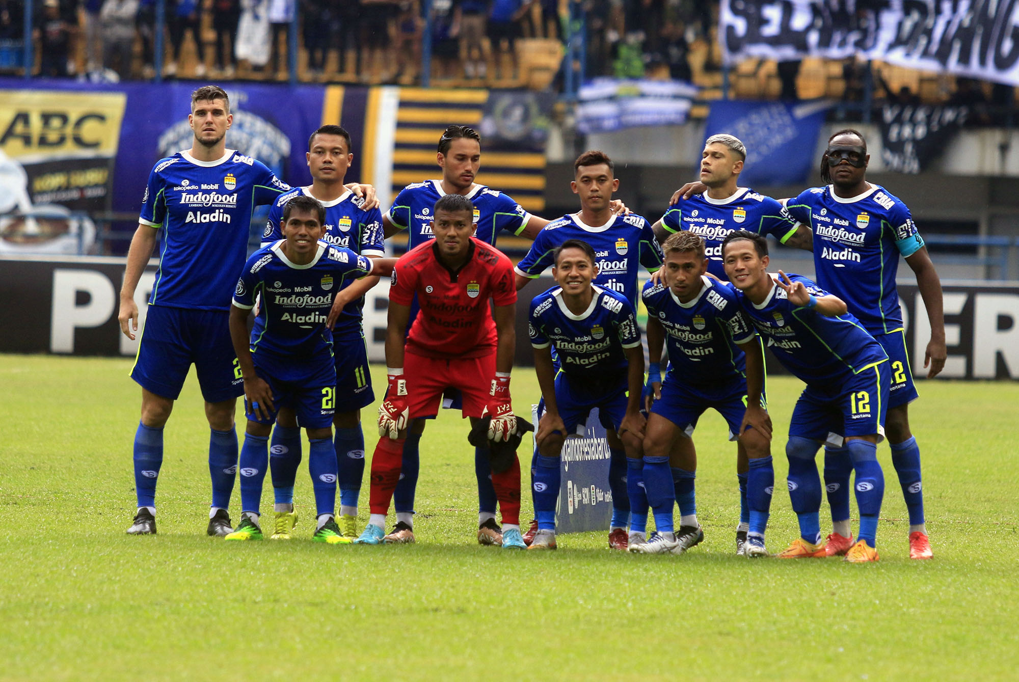persib-bandung-kalahkan-persija-jakarta-skor-1-0_20230111_211106.jpg