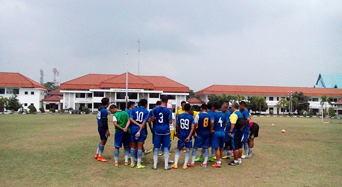 persib-bandung-latihan_20151106_140531.jpg