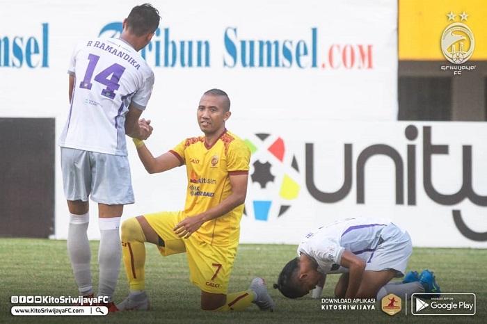 persibat-vs-sriwijaya-fc.jpg
