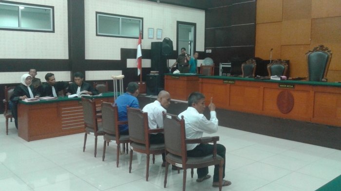 persidangan-ke-3-kasus-perampokan-sadis-pulomas_20170706_214309.jpg