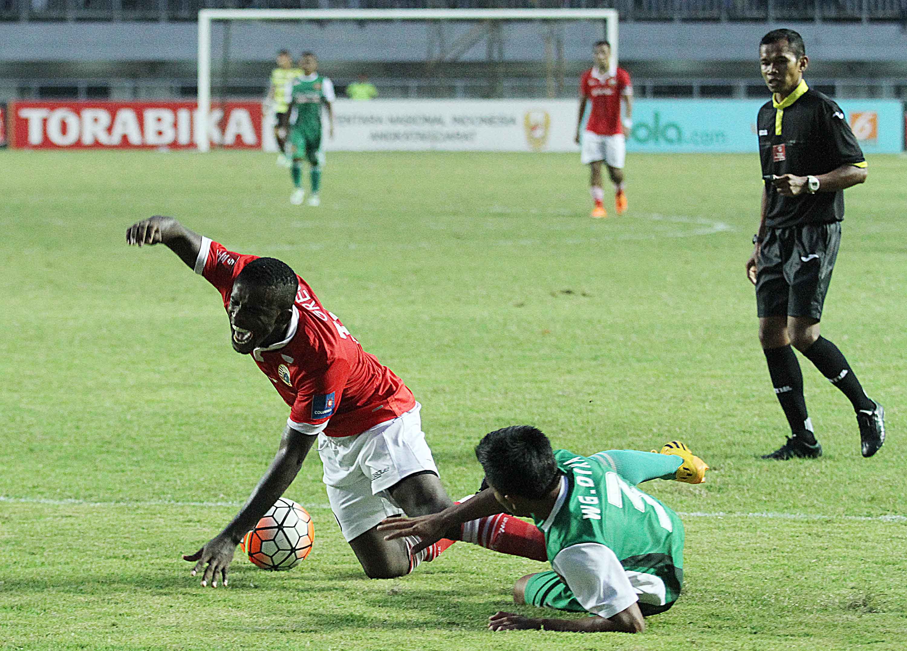persija-kalahkan-ps-tni_20161018_165605.jpg