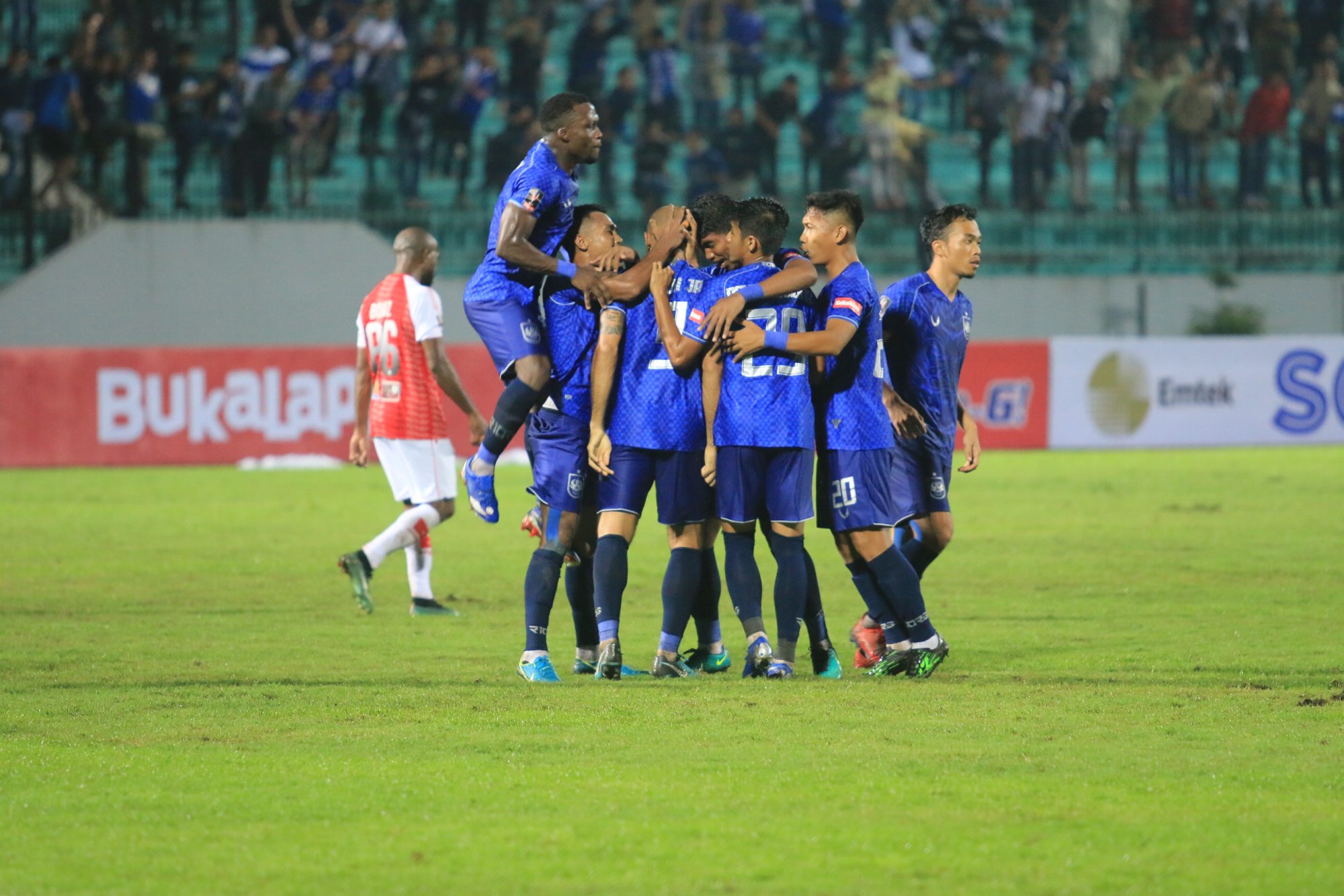 persipura-jayapura-vs-psis-semarang-di-laga-piala-presiden_20190307_151633.jpg