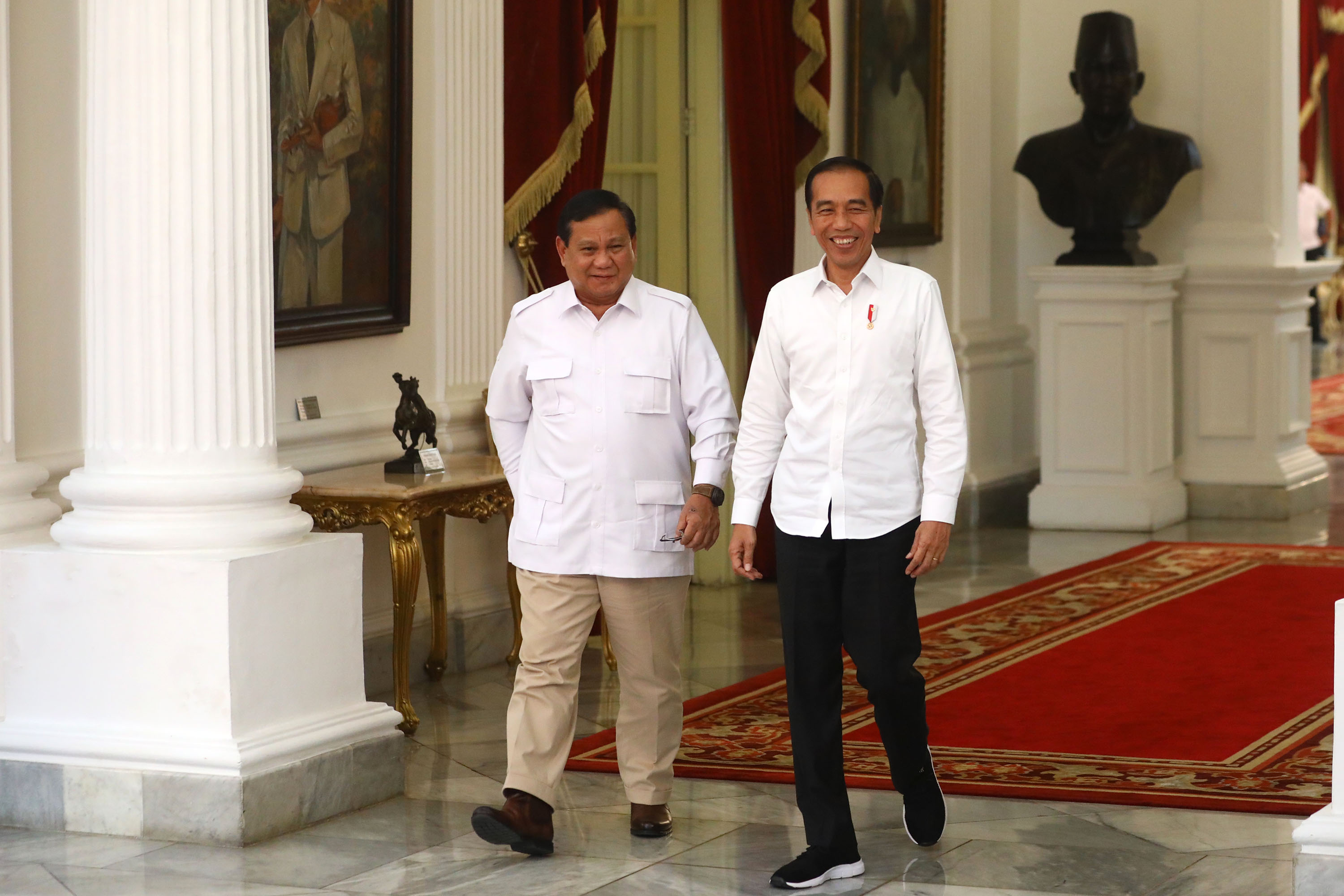 pertemuan-presiden-jokowi-dengan-prabowo-subianto_20191011_203027.jpg