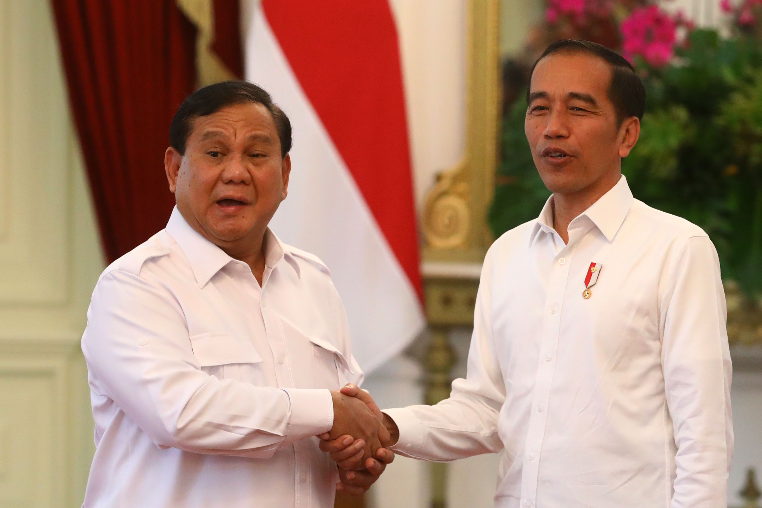 pertemuan-presiden-jokowi-dengan-prabowo-subianto_20191011_203144.jpg