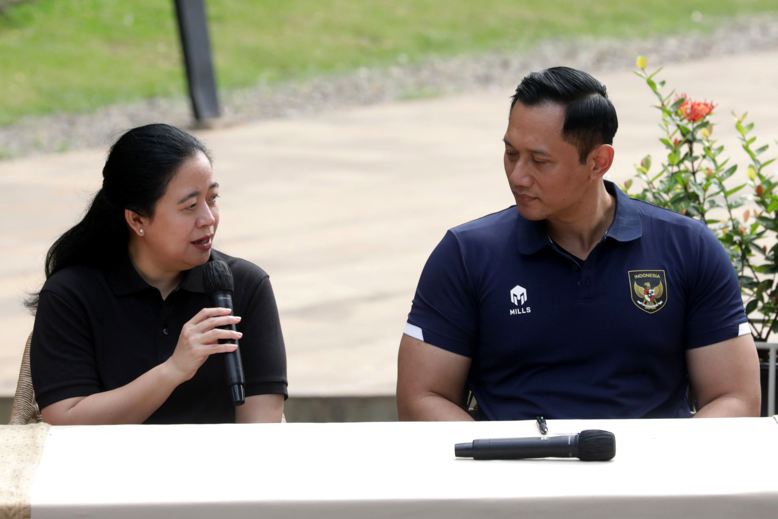 pertemuan-puan-maharani-dengan-agus-harimurti-yudhoyono_20230618_142547.jpg