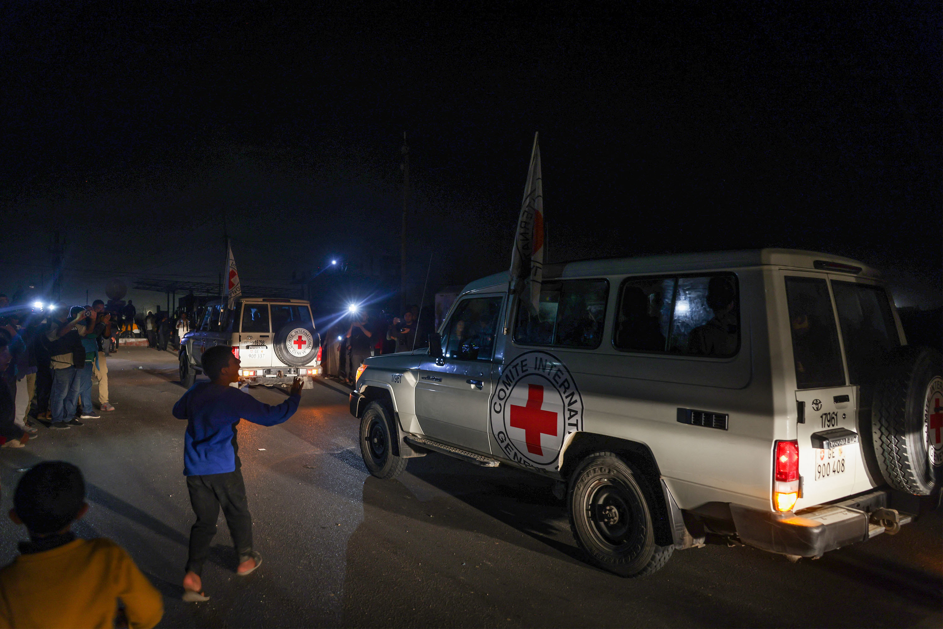 pertukaran-sandera-hamas-dan-tahanan-israel_20231125_135218.jpg
